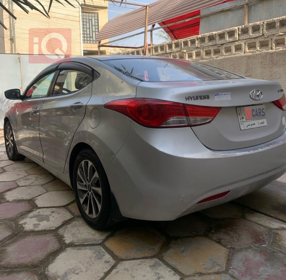 هيونداي النترا